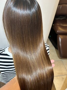 ル コワン ククー(Le coin coucou) 酸性ストレート