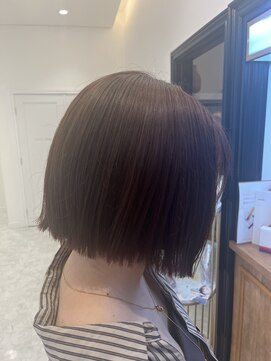 モア 岡崎(more) ピンクブラウン×ボブ