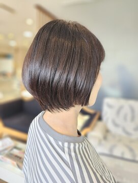 ビフィーノ イーリス 川西店(bifino iris) 前下りショートボブ♪