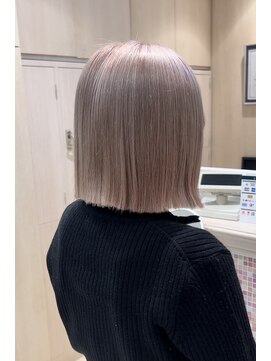 アッシュ 日吉店(Ash) ペールミルクティーカラー（ブリーチ必須）