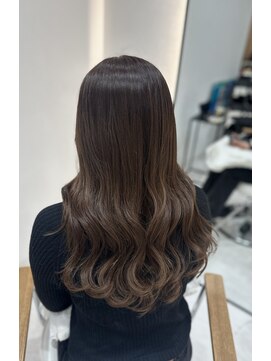 ジーナ 博多筑紫口(Zina) 【KANA】春ベージュカラー