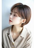 大人ショートボブ耳かけ丸みくびれ30代40代50代