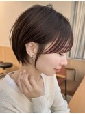 後頭部が丸く見える上品ショート