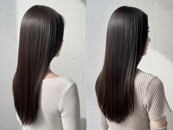 アドラーブル ココロ 新潟(adorable CoCoLo)の写真/“クセ毛にお悩みの方”にオススメ！毛先まで潤いたっぷりの美しい髪に