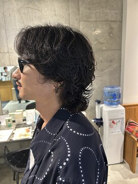 ミリ(milli Produce by ITAKURA) ミディアムパーマ