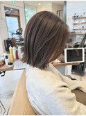グレージュ×馬場