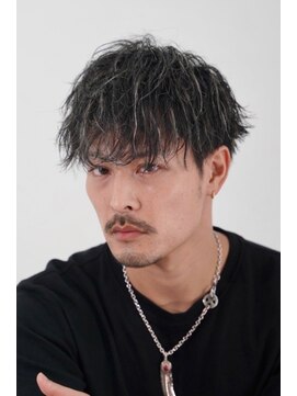 トラスト ザ バーバー 東京駅八重洲店(TRUST the Barber) メッシュ/ツイストスパイラルパーマ