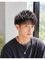 バグズ(Baguz) 王道波巻きツイストスパイラルマッシュショート