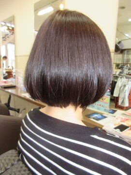 コアフィールフィス(COIFFURE fils) ナチュラルボブ