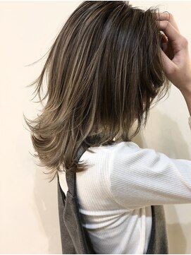 キアラ(Kchiara) 存在感あるバレイヤージュハイライト/kchiara川野直人