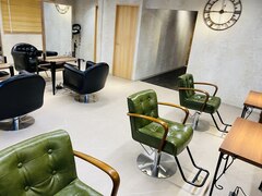 AYE Hair Design 須賀川店 【エイ ヘア デザイン】