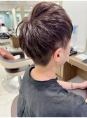 メンズライクな刈り上げショート