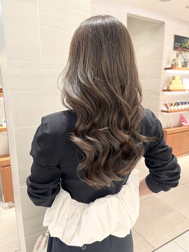 ピークアブー アヴェダ ギンザシックス(PEEK-A-BOO AVEDA GINZASIX) 韓国ヘアオリーブカラーオリーブベージュブリーチなしカラー
