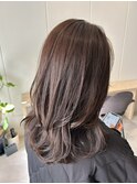アッシュブラウン×セミロング【西田辺・イルミナカラー】