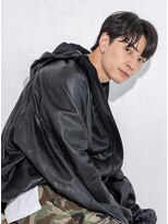 メンズ ソース 梅田(MEN'S SOURCE)&nbsp;黒髪×ナチュラルセンターパート/メンズ