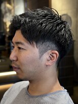 ニゲラ 町田(NIGELA)&nbsp;アップバング×ツーブロックショート