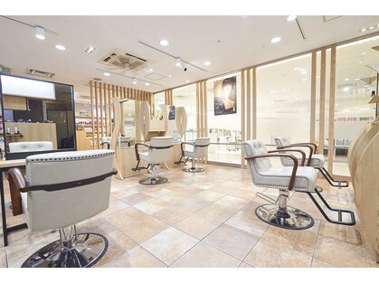 ガレリア アヴェダ(GALLERIA AVEDA)の写真