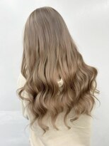 ベルグローアルファ(BELLE GROW ALPHA)&nbsp;レイヤーカット/ミルクティーグレージュ/ダブルカラー/エクステ