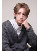メンズサロン キング 枚方店(Men’s salon K!ng)&nbsp;フェザーショートアップバングセンターパートメンズハイライト