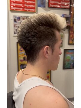 フォルム(FORME) リーゼント#メンズ#メンズカット#眉毛#ブリーチ#パーマ#フェード