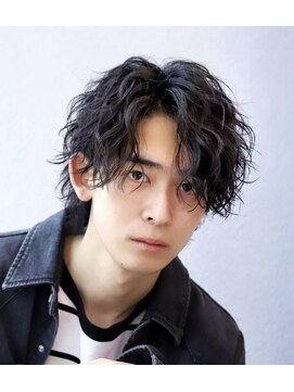 アストラ(ASTRA) MEN’S HAIR/サーフカール/刈り上げセンターパート/札幌