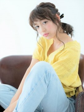 ティファ 自由が丘店(Tiffa) ニュアンス感ある編みこみ二次会ブライダルアレンジ