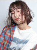 bob(切りっぱなしボブ、グレージュ、ワイドバング)
