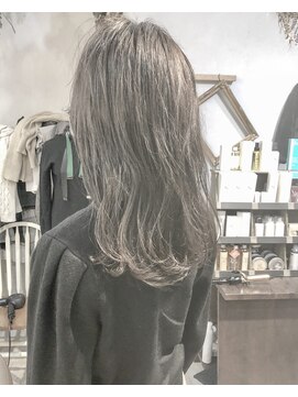 ヘアーアンドアトリエ マール(Hair&Atelier Marl) 【Marl】グレージュカラーの無造作セミディ♪