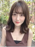 小顔外ハネミディベージュ大人かわいいフェザーバング 吉祥寺