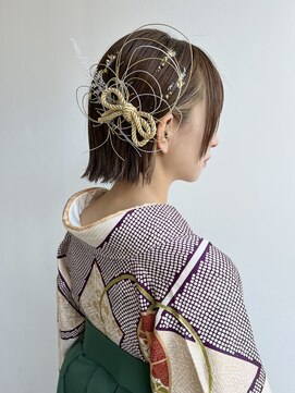 トルネード(TORNADO) 金箔ヘア 水引きヘア 袴ヘア 振袖ヘア ボブ外ハネヘアK02-25