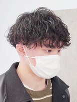 フィフス 原宿(fifth)&nbsp;波巻きツイストスパイラルパーマ前下りマッシュツーブロック束感