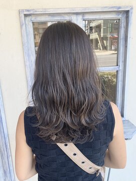 エイミーバイアフロート(amie  by afloat) ＊ 動きとまとまりの両立◎10cmレイヤー