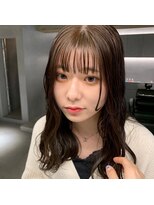 リール(rire)&nbsp;デザインカラーレイヤーカットウェットヘア夏オリーブベージュ