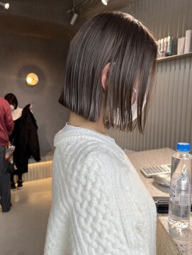 ニジュウサンド ナダーン(23° NADAUN) モノトーンカラー