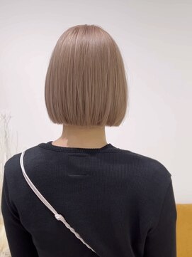 ノウハウ キョウト(KNOWHOW kyoto) ハイトーンボブ/ミルクティベージュ/切りっぱなしボブ