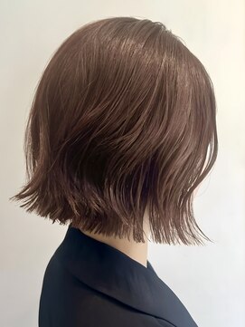 ノイ(noi) マロンブラウン/レイヤーボブ/外ハネボブ/切りっぱなし/渋谷