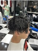 メンズパーマツイスパ波巻きスパイラルマッシュセンターパート
