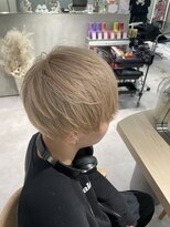 スイ 松戸(SUI)&nbsp;ブリーチ1回ミルクティーベージュ♪