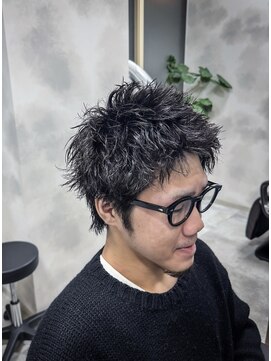 イコール(equal) ツイストスパイキーショート