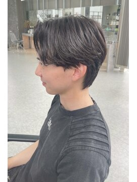 デュー 栄(DEW) 【DEW】カルマパーマ/フェザーショート/センターパート