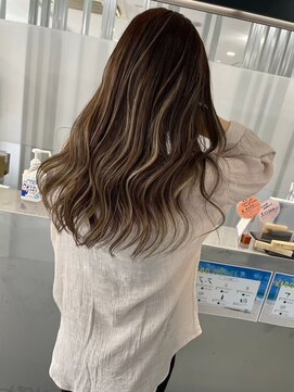 キング 高槻(K!ng) 縮毛矯正髪質改善ハイライトレイヤーカット枚方美容室エクステ