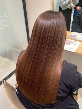 ファムバイアヴァンス(Femme by AVANCE.) 驚くほどなめらか。触れたくなる美髪