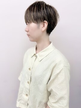 モリオ(morio) 刈り上げマッシュショート刈り上げ女子マッシュショート