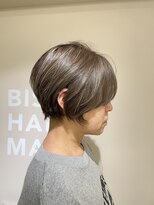 ビスヘアアンドメイク(BIS hair&make)&nbsp;ショートグラデーション