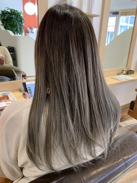 ジェムヘアスタジオ 湘南平塚南口店(Gem Hair Studio) グラデーショングレージュ