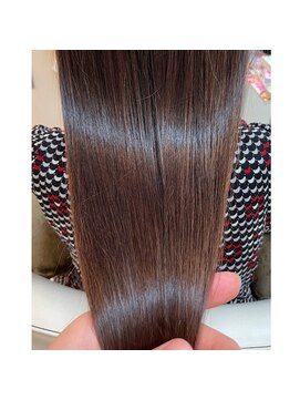 アクアレラ(AQUARELA） 髪質改善ストレート[アースカラー/ニュアンスカラー]