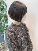 大人かわいい黒髪前下がり内巻きボブ前髪あり髪質改善
