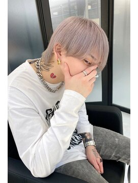 リア 大阪梅田(Ria) ～シルバーアッシュウルフ～【Ria 大阪 梅田】