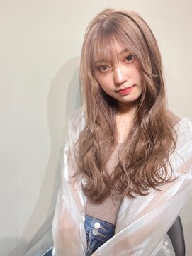 ルアナ(Luana) ピンクブロンドベージュ　波ウェーブ