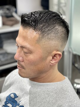 クロムトウキョウ ザ バーバー ネオン 新宿店(CHROM TOKYO the Barber ne/on) スキンフェード